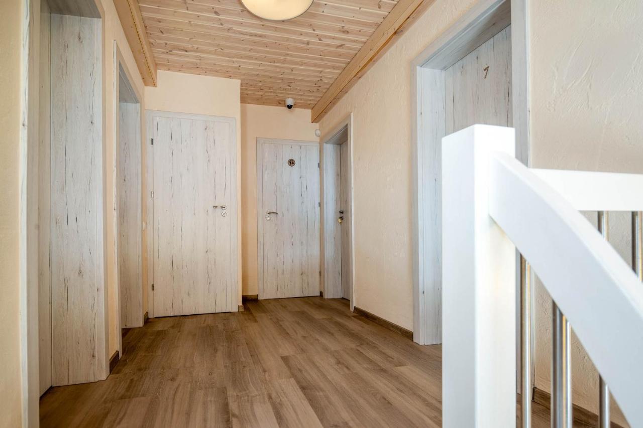 Kuren Hostel Каркле Экстерьер фото