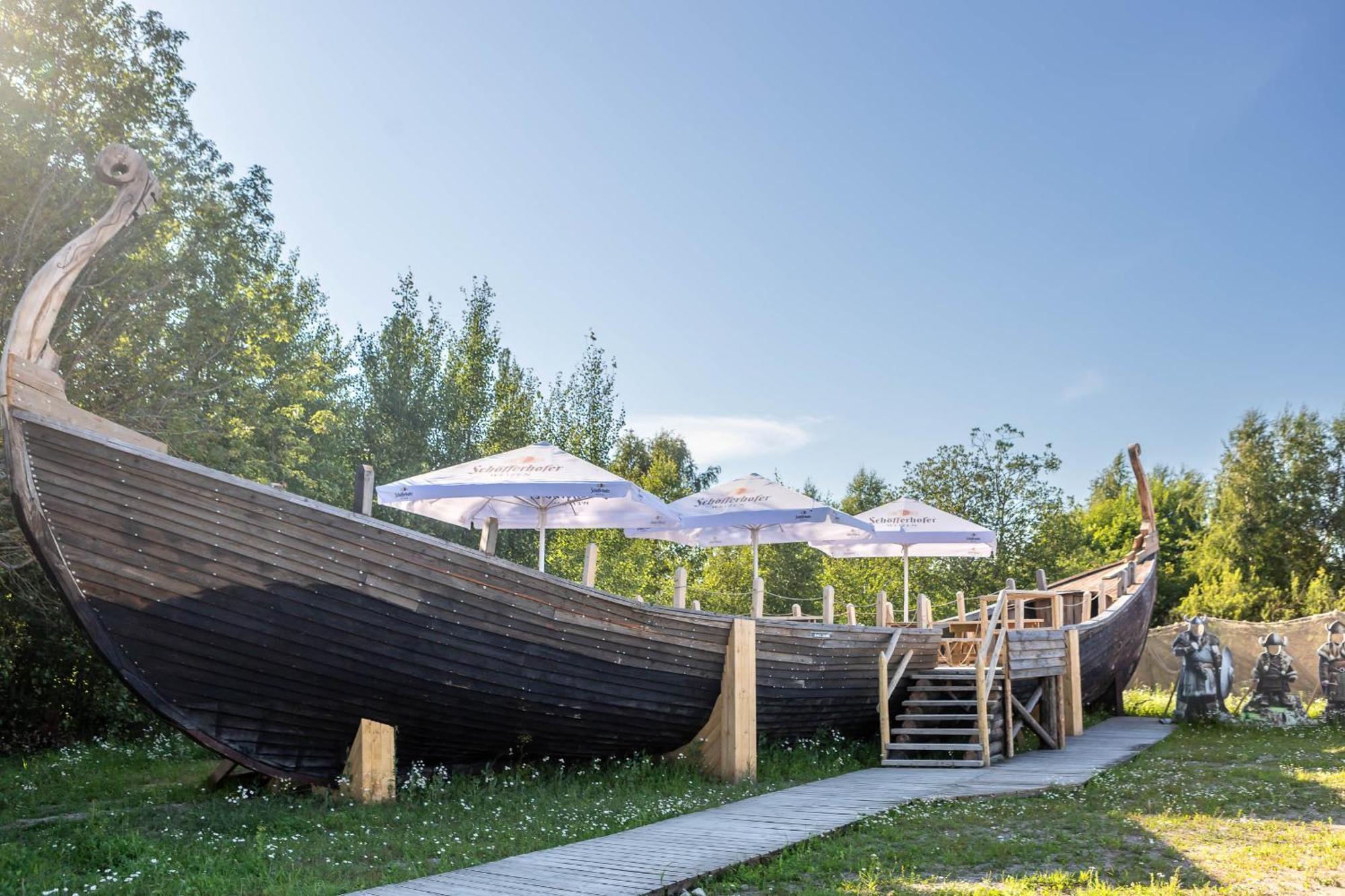 Kuren Hostel Каркле Экстерьер фото